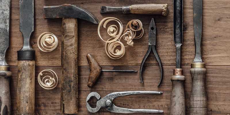 Fabrication de meubles en bois : outils et astuces