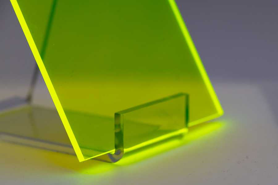 Panneau acrylique translucide coloré, plaque teintée en plexiglas